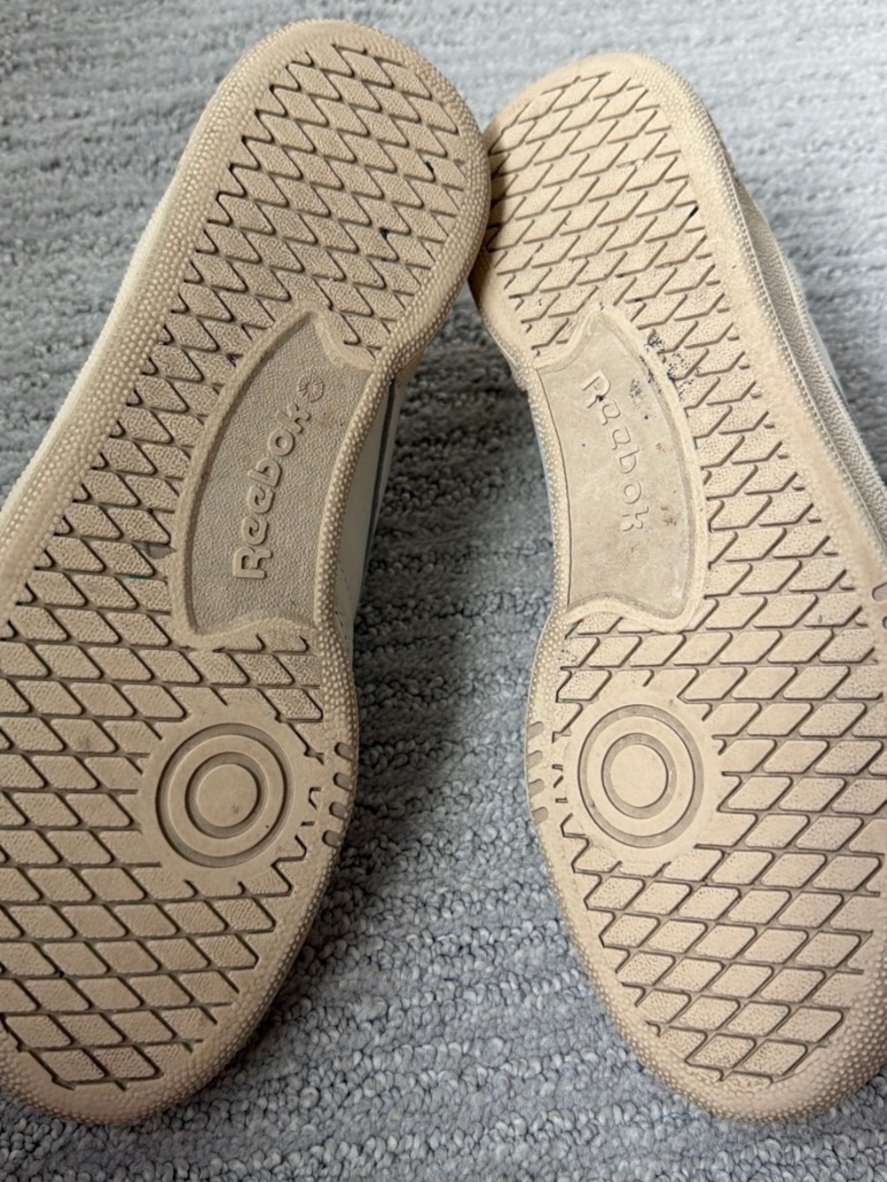 Reebok White/Green Classic Leather Sneakers - Picture 5 of 6